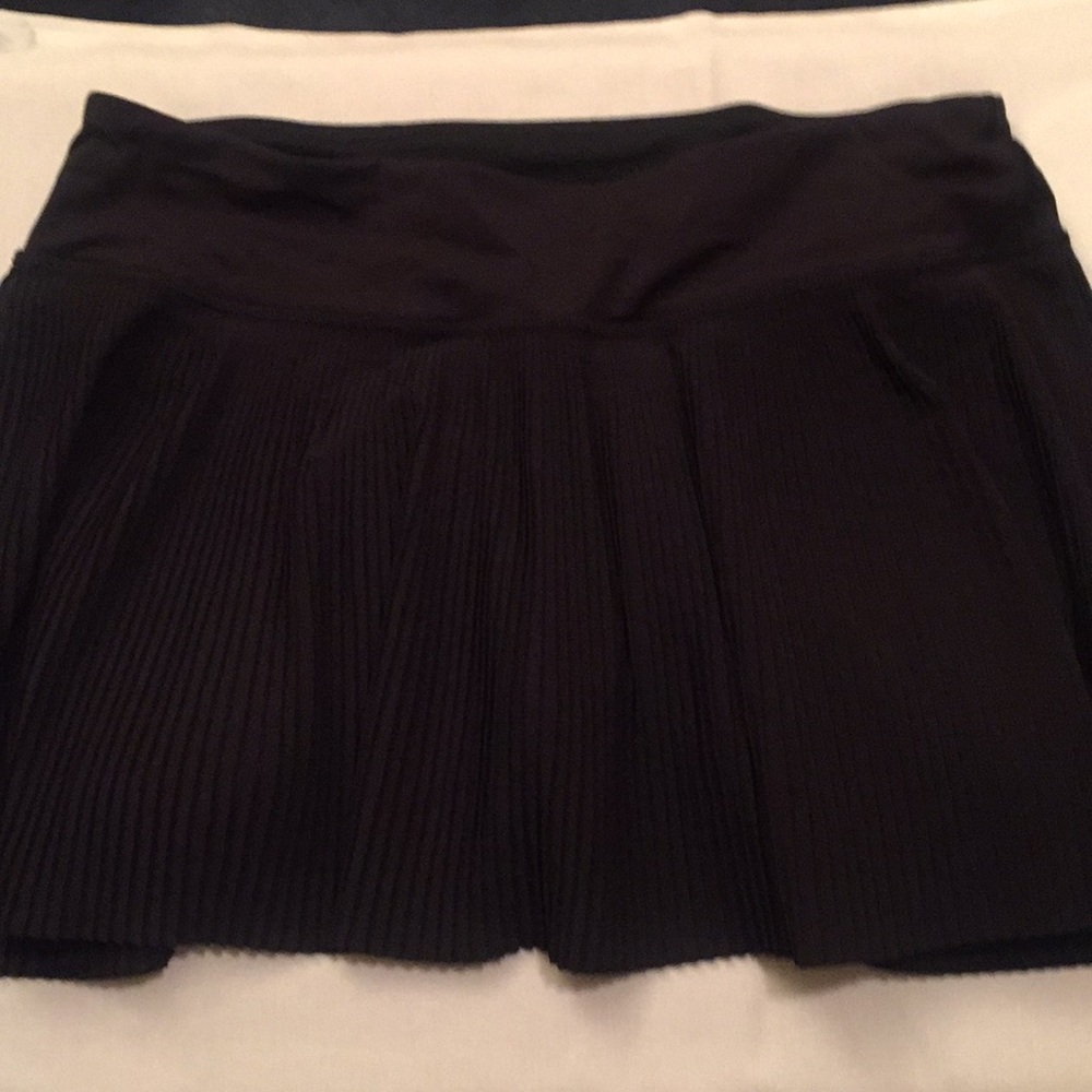 Lululemon Pleat to Street Skirt